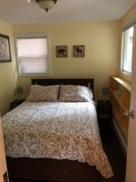 Alquiler Vacacional - Kitsilano Garden Walk-Out 2 Bedroom