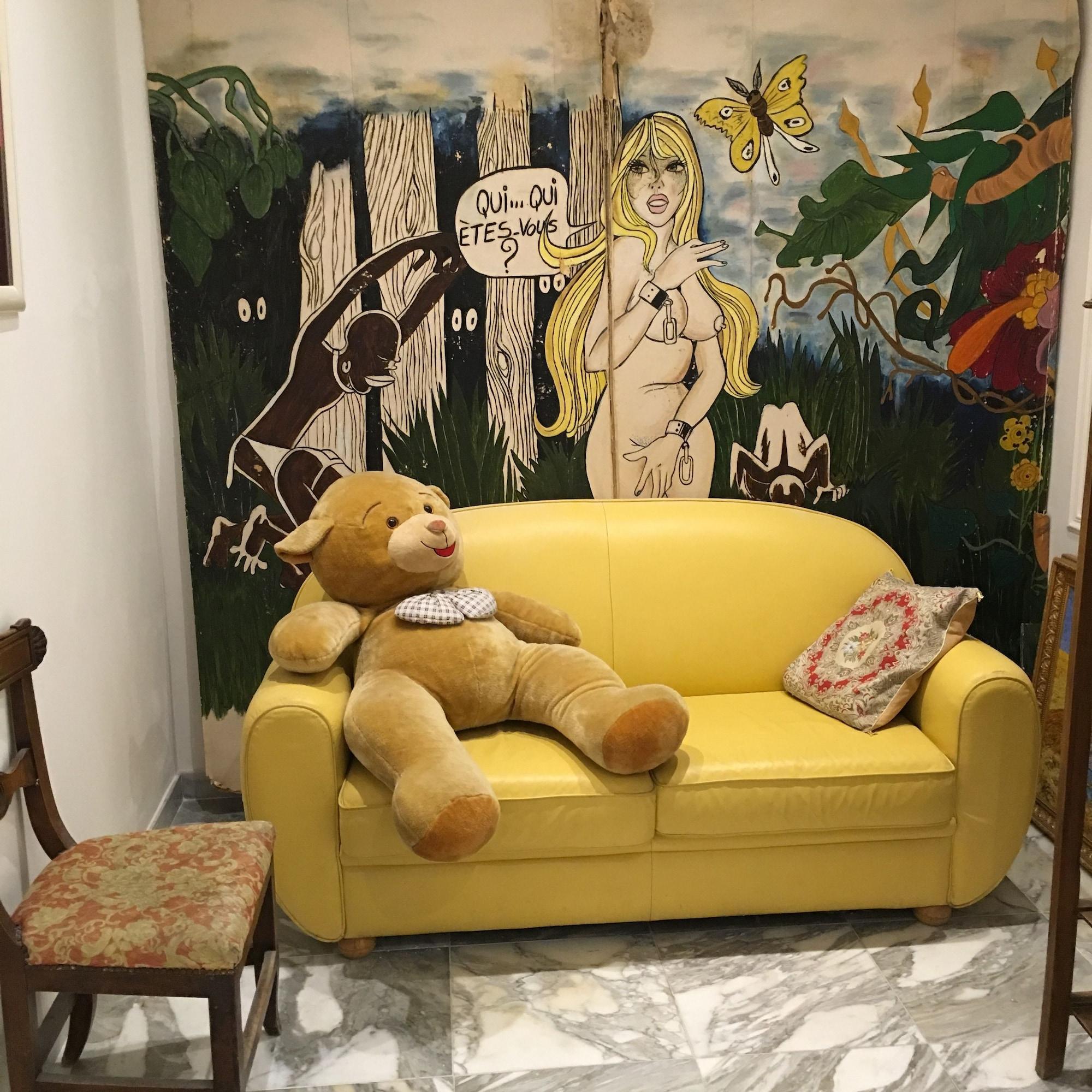 Vista Lobby Normandy