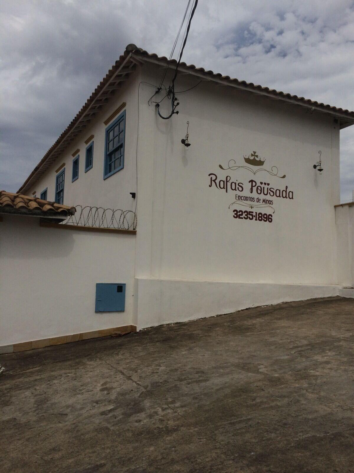 Vista Exterior Rafas Pousada Encantos de Minas