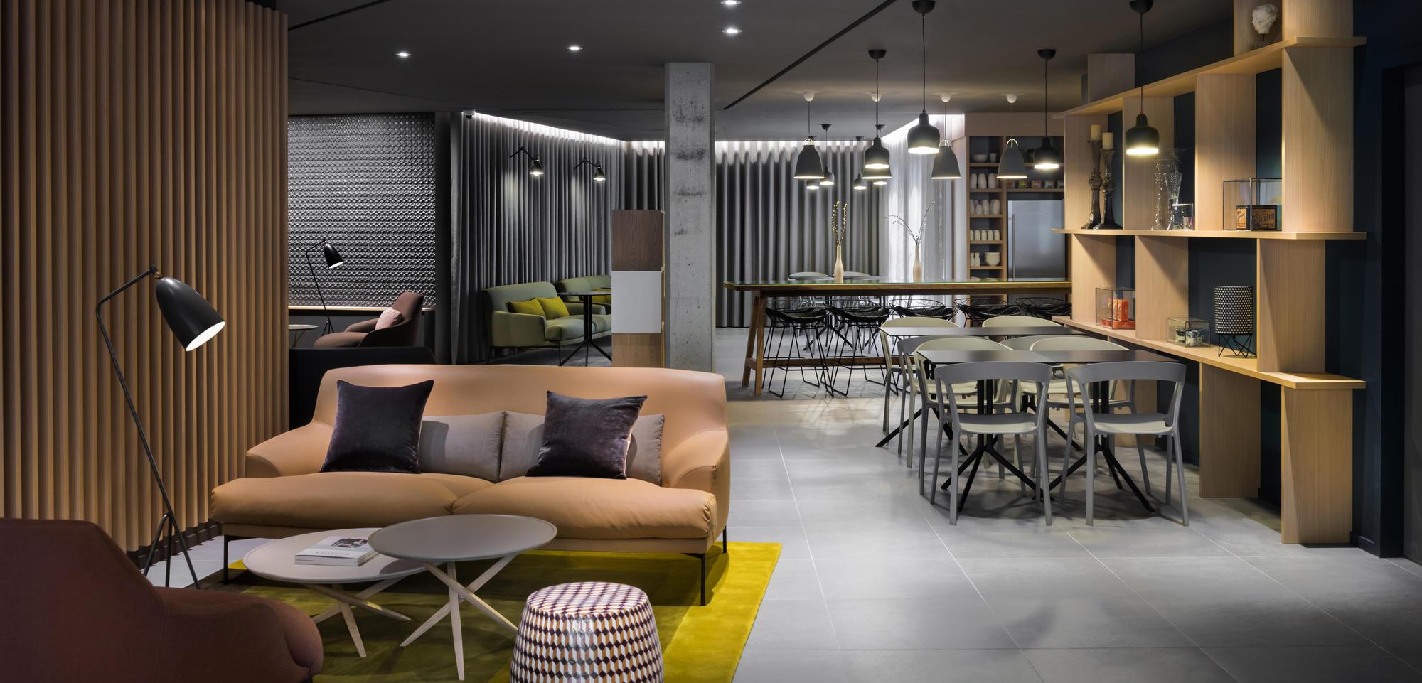 Vista Lobby OKKO Hotels Nantes Centre Ville