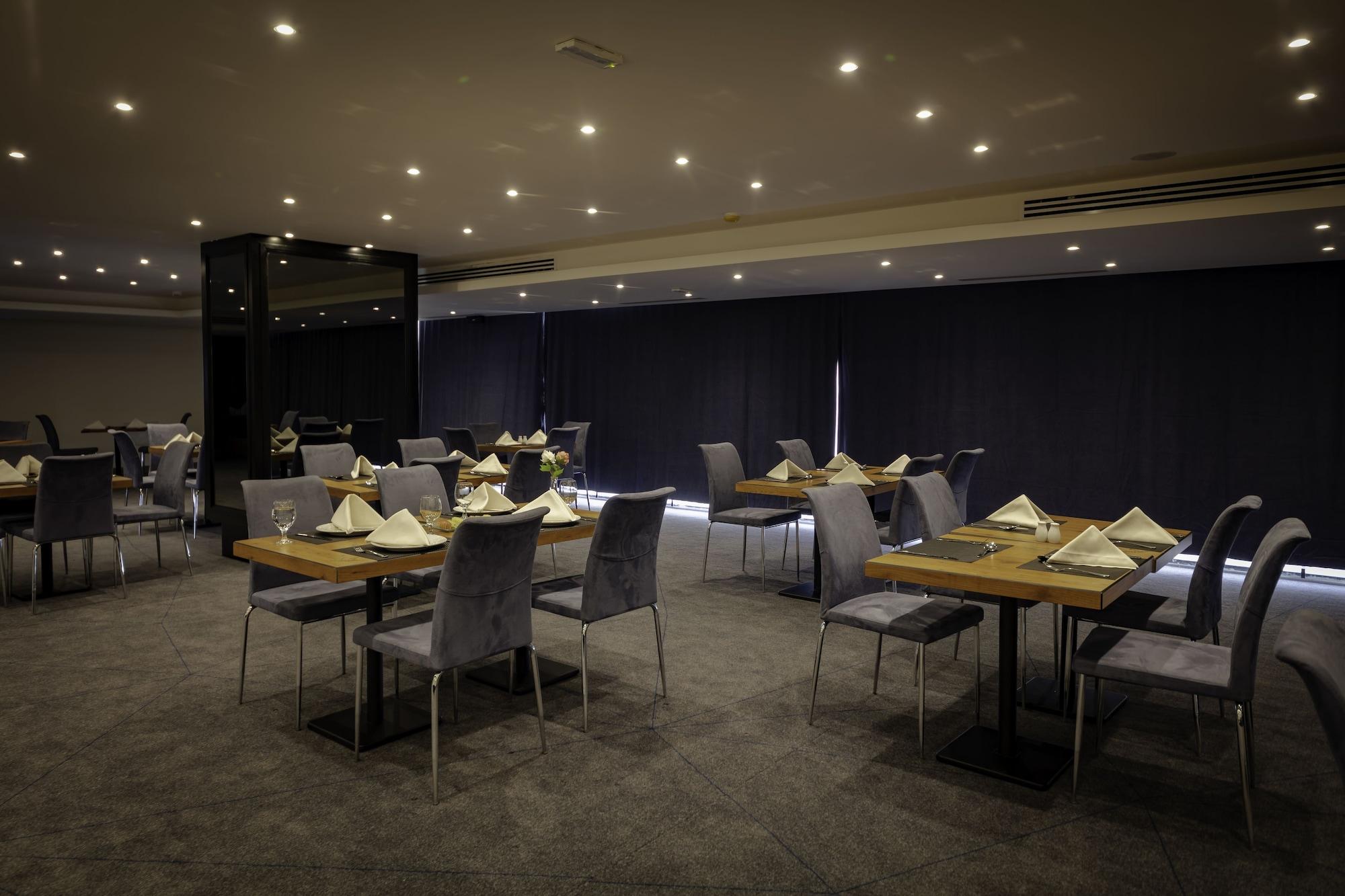 Restaurant Monarch Hotel Amman
