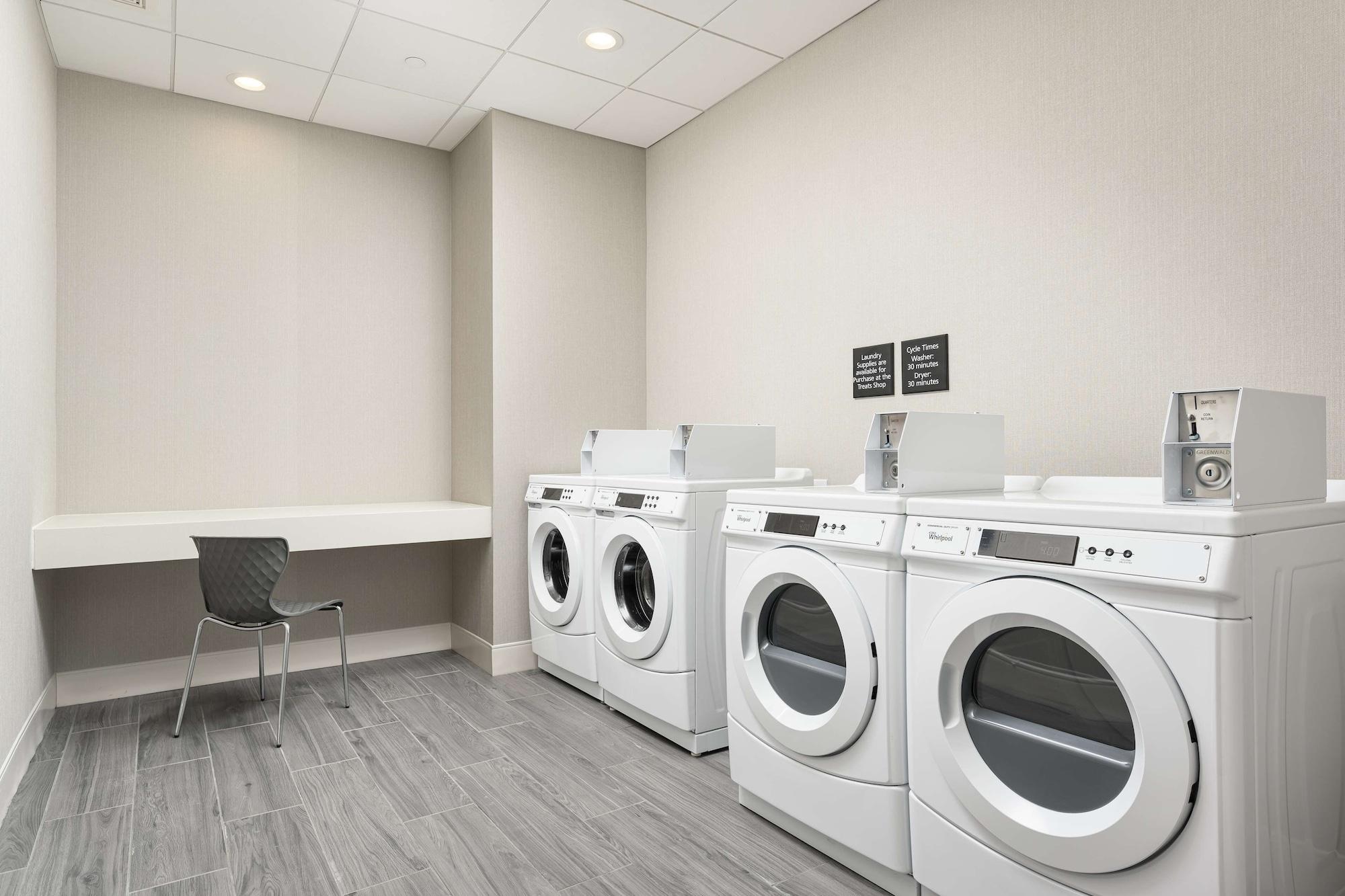 Comodidades del Alojamiento Hampton Inn Ashland City, TN