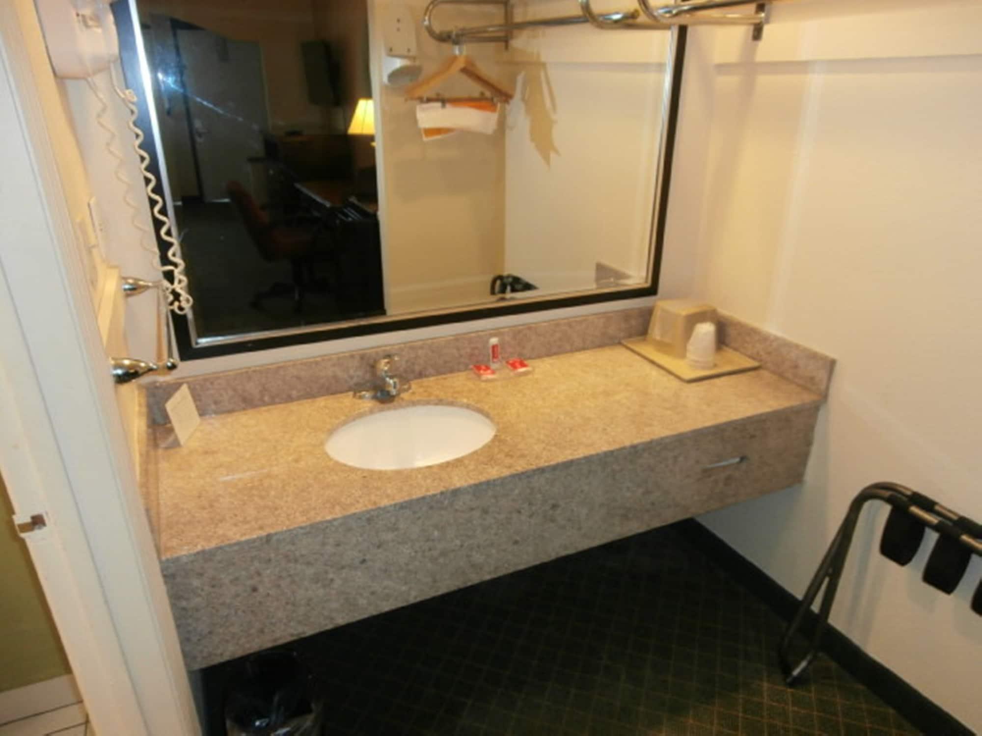 Equipamiento de Habitación Econo Lodge Aiken Central