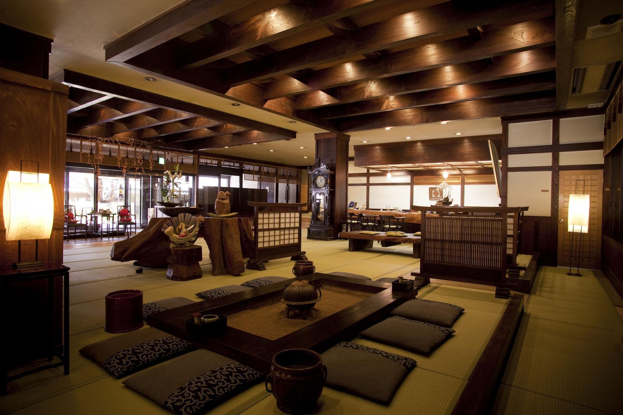 Vista Lobby Hidatei Hanaougi