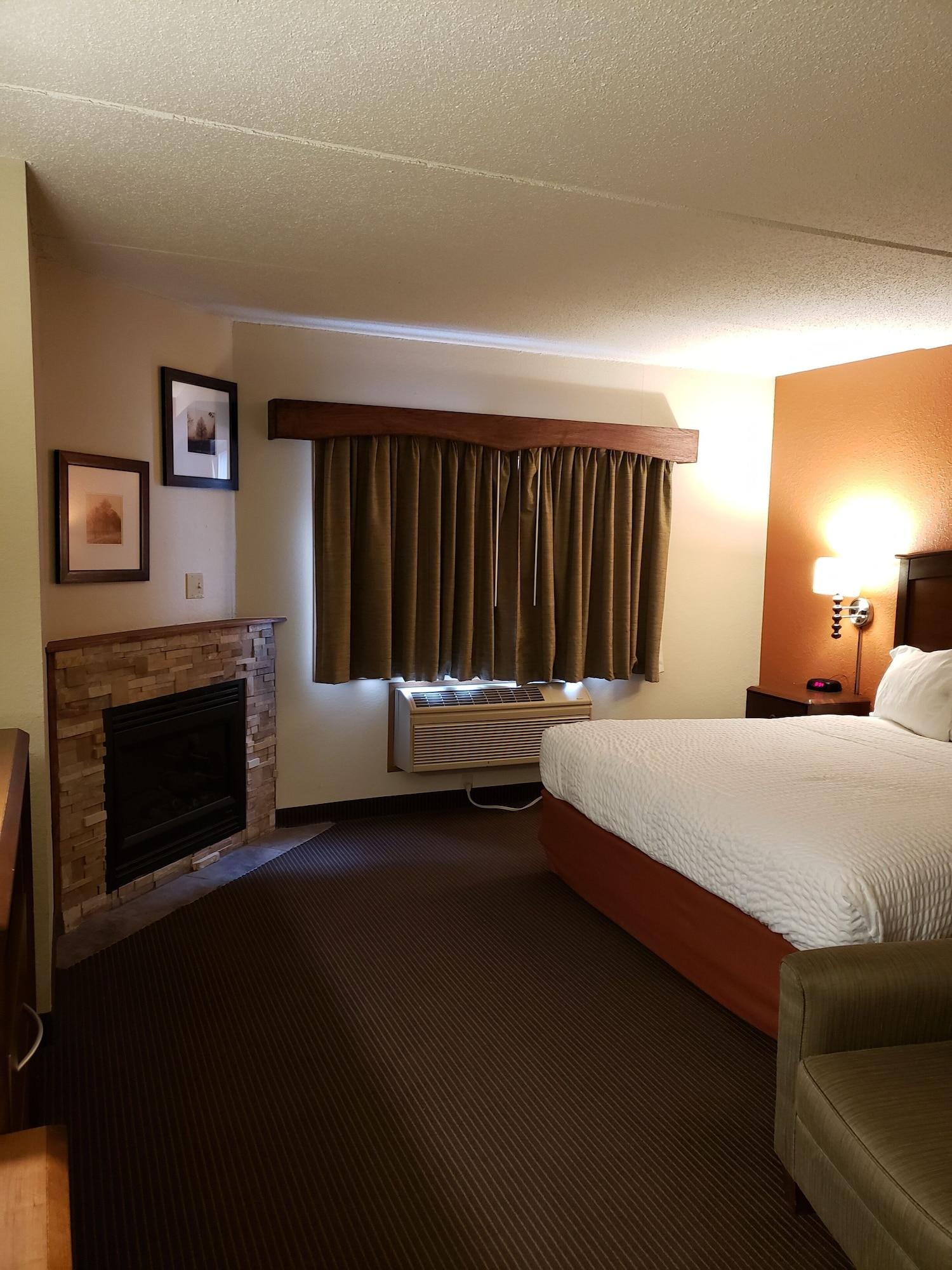 Habitación AmericInn by Wyndham Iron River