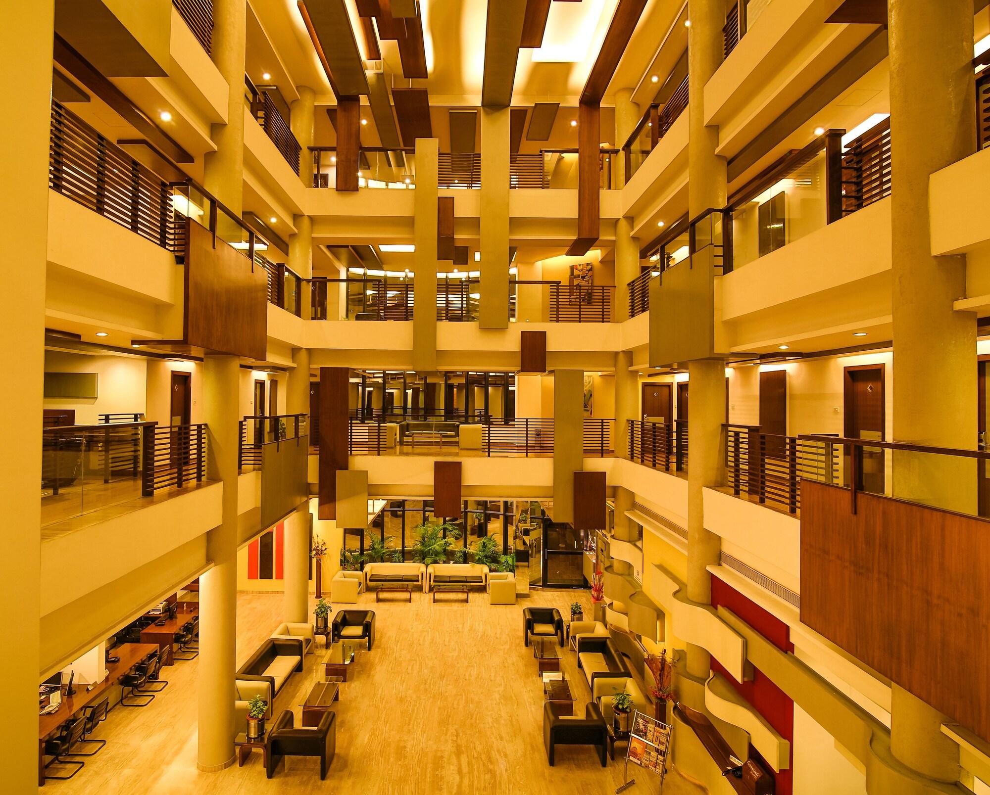 Vista Lobby Capitol Hill