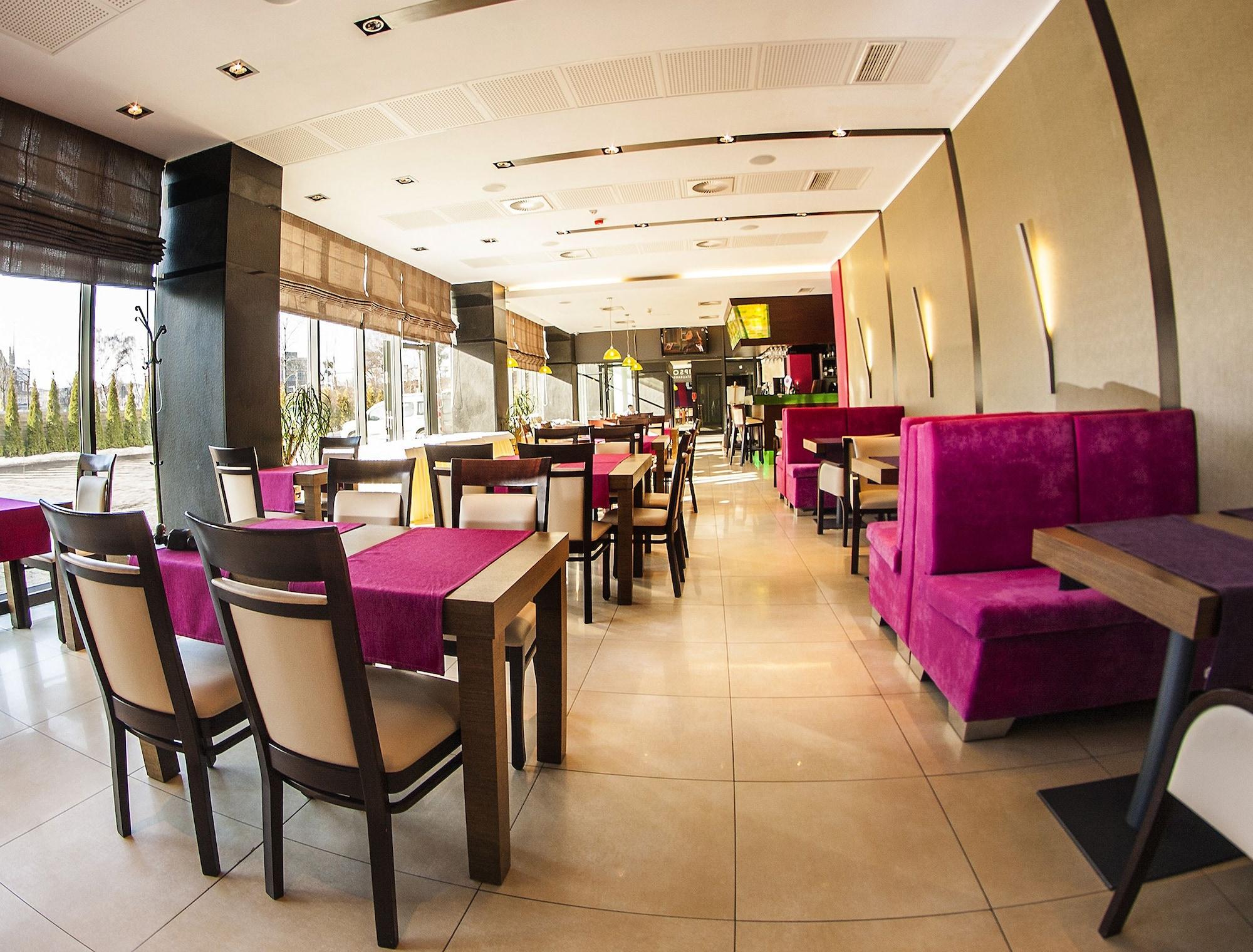 Restaurant Hotton Hotel