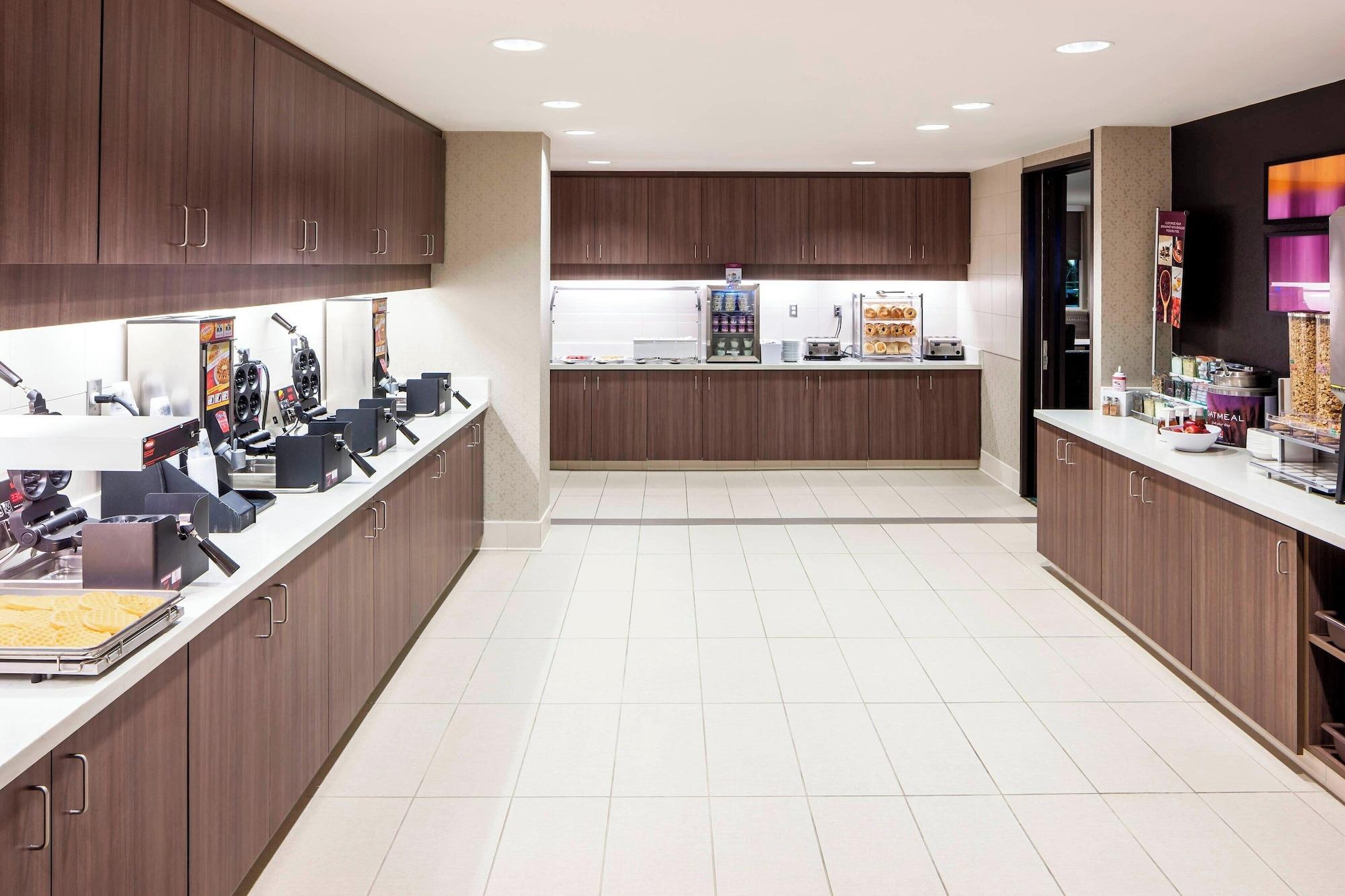 Restaurant Residence Inn by Marriott Near Universal Orlando