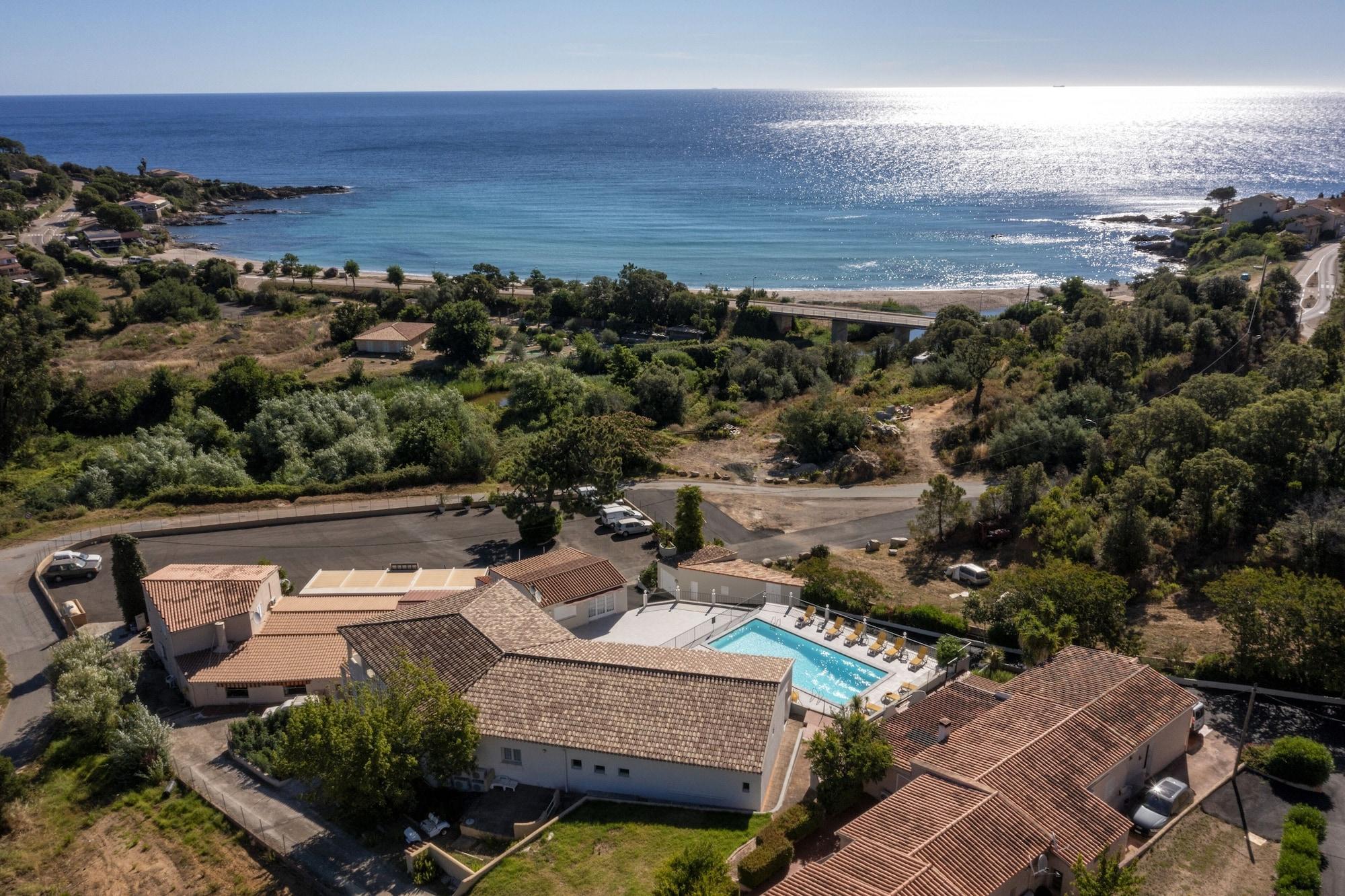 Varios Hôtel San Pieru