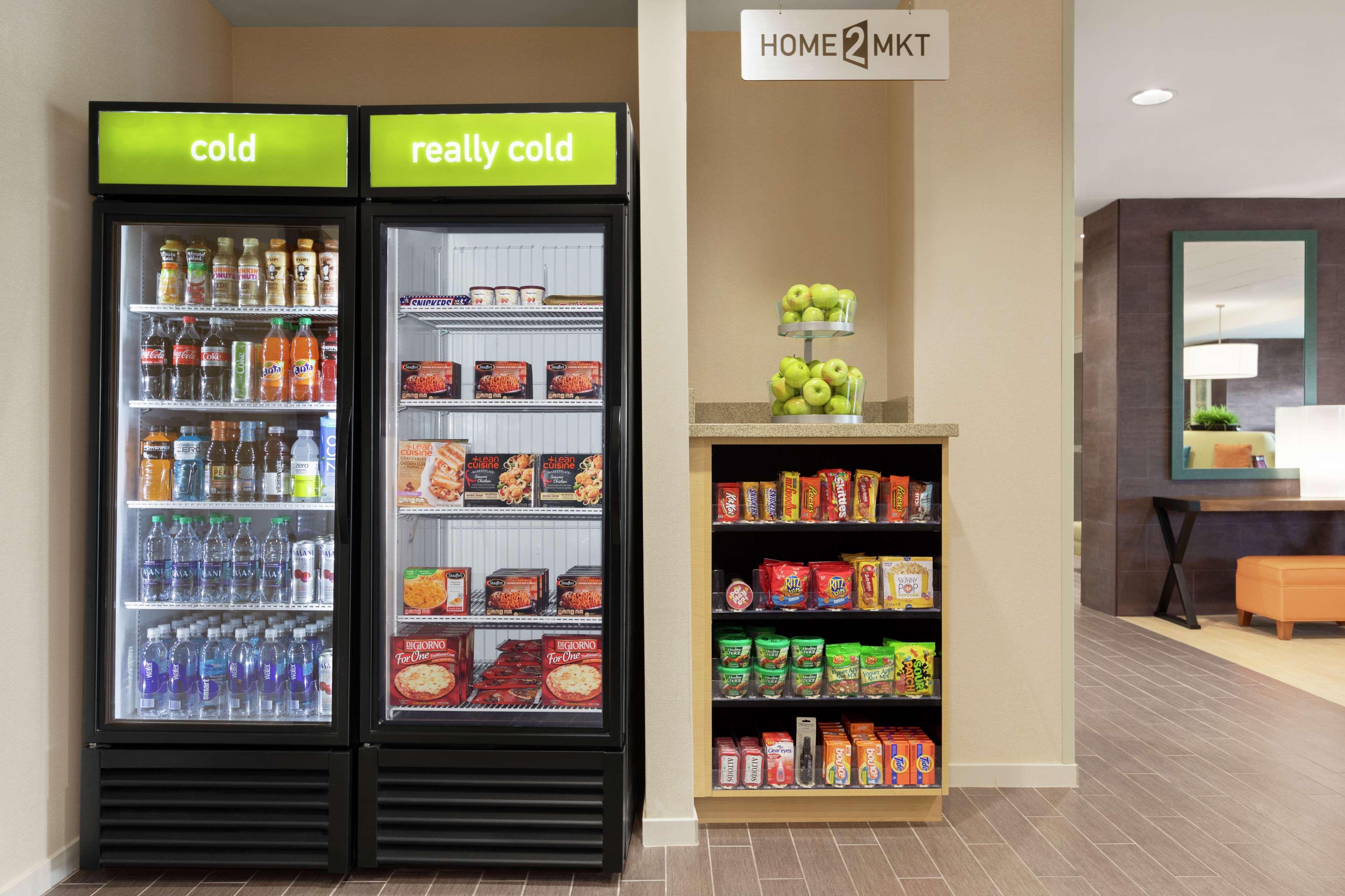 Restaurant Home2 Suites by Hilton Savannah Airport