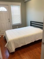 Renta Vacacional - Large Luxury Condo/Townhouse Center of South Boston W/ Free Parking & WiFi