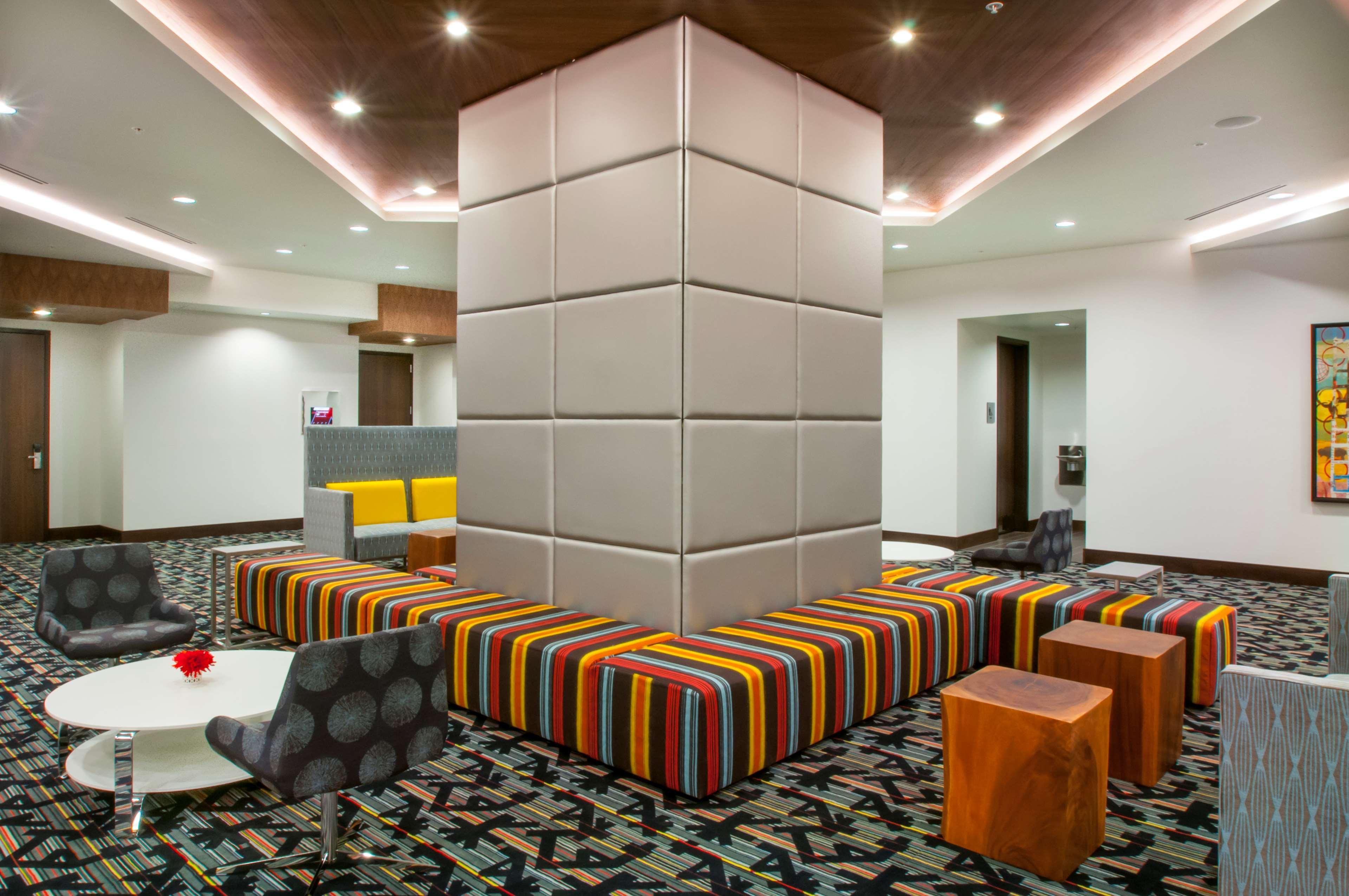 Vista Exterior Homewood Suites by Hilton Denver Downtown-Convention Center
