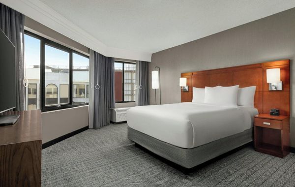 Courtyard by Marriott San Francisco Fisherman's Wharf