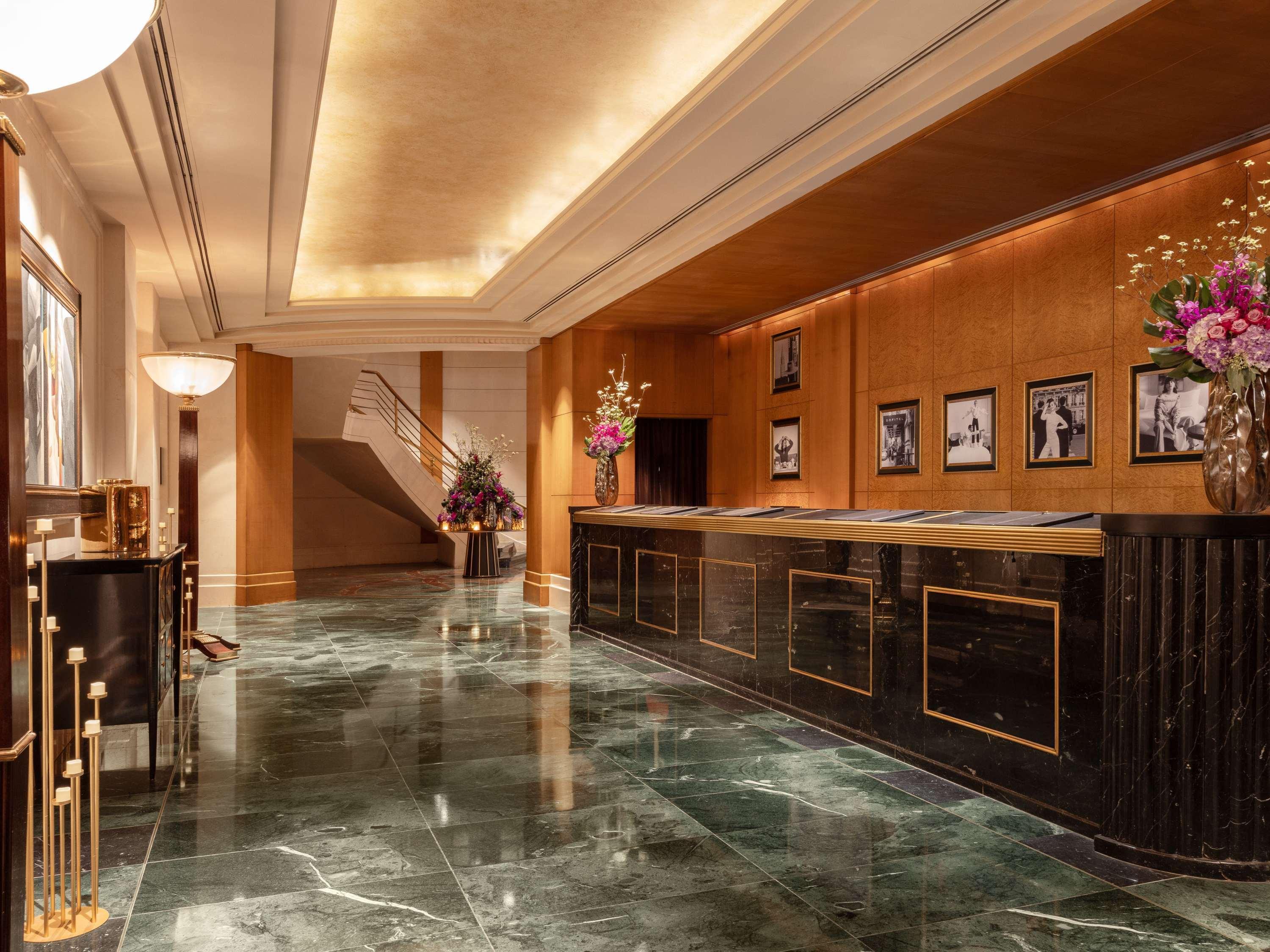 Vista Exterior Sofitel New York