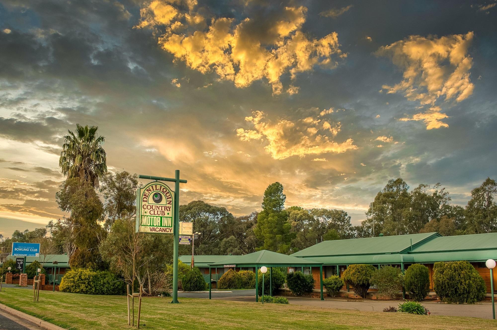 Varios Deniliquin Country Club Motor Inn