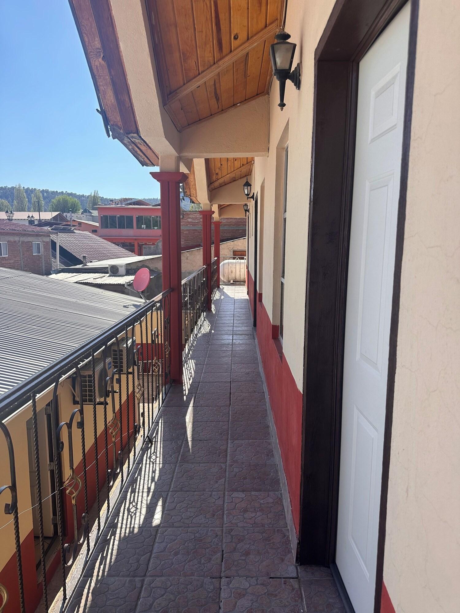 Vista Exterior Hotel Puesta del Sol