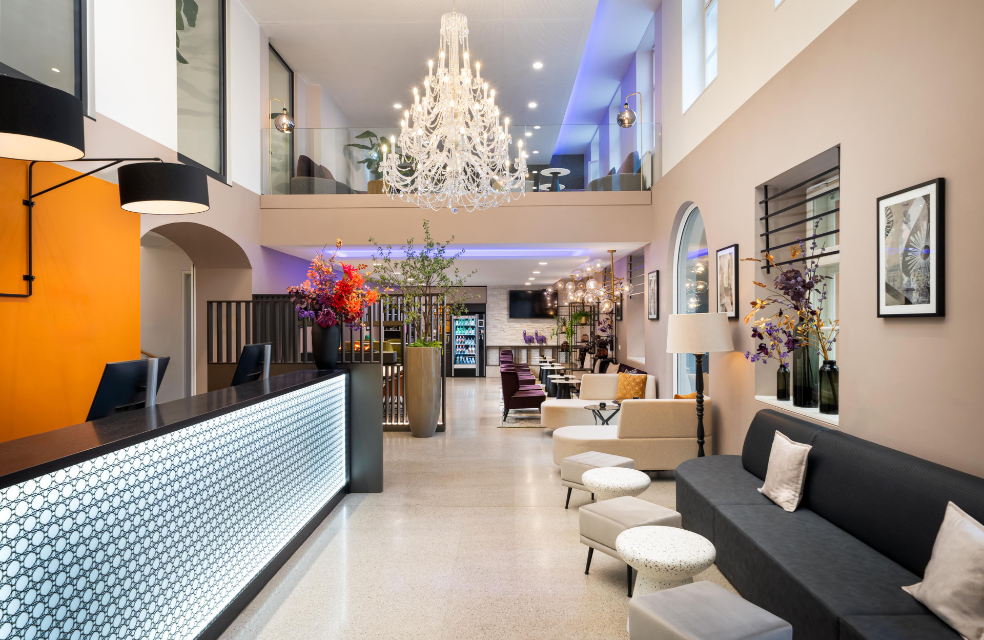 Vista Lobby Leonardo Boutique Hotel Linz City Center