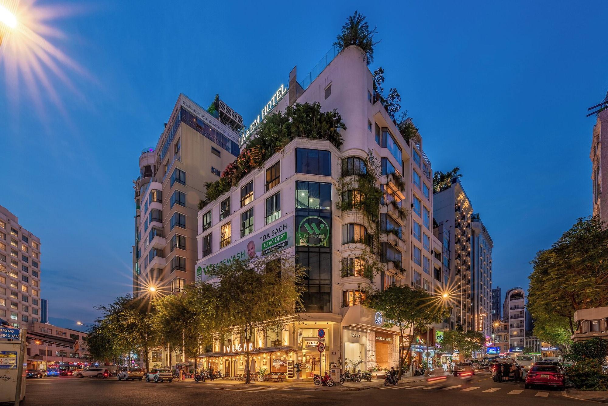 Vista Exterior A&EM Art Hotel