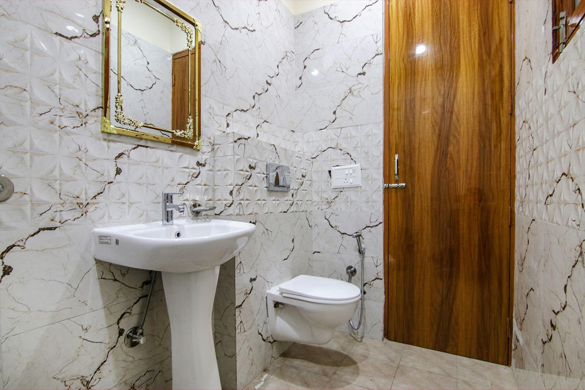 Equipamiento de Habitación Fabhotel Hc South Crown