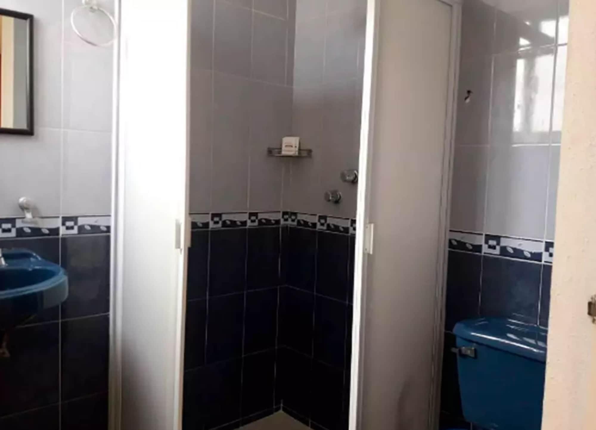 Equipamiento de Habitación Tercera Avenida Hotel