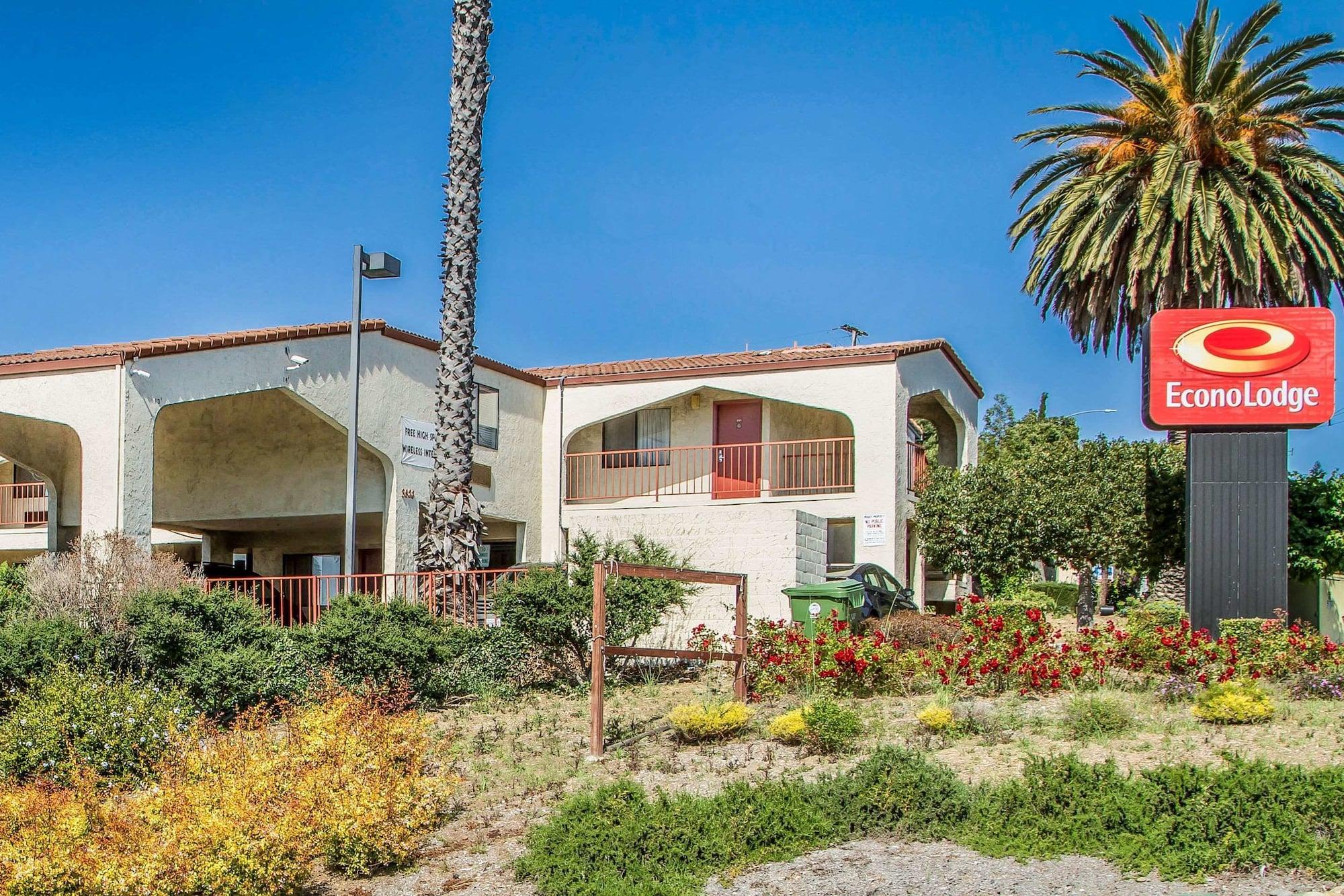 Varios Econo Lodge Castro Valley I-580