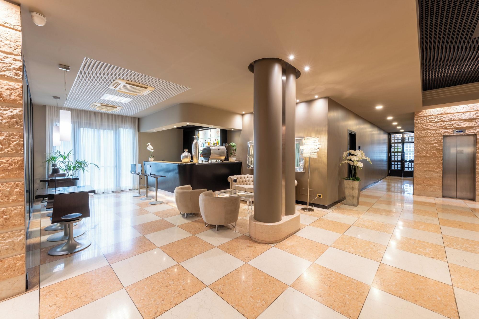 Bar/Salón Hotel Palace Verona