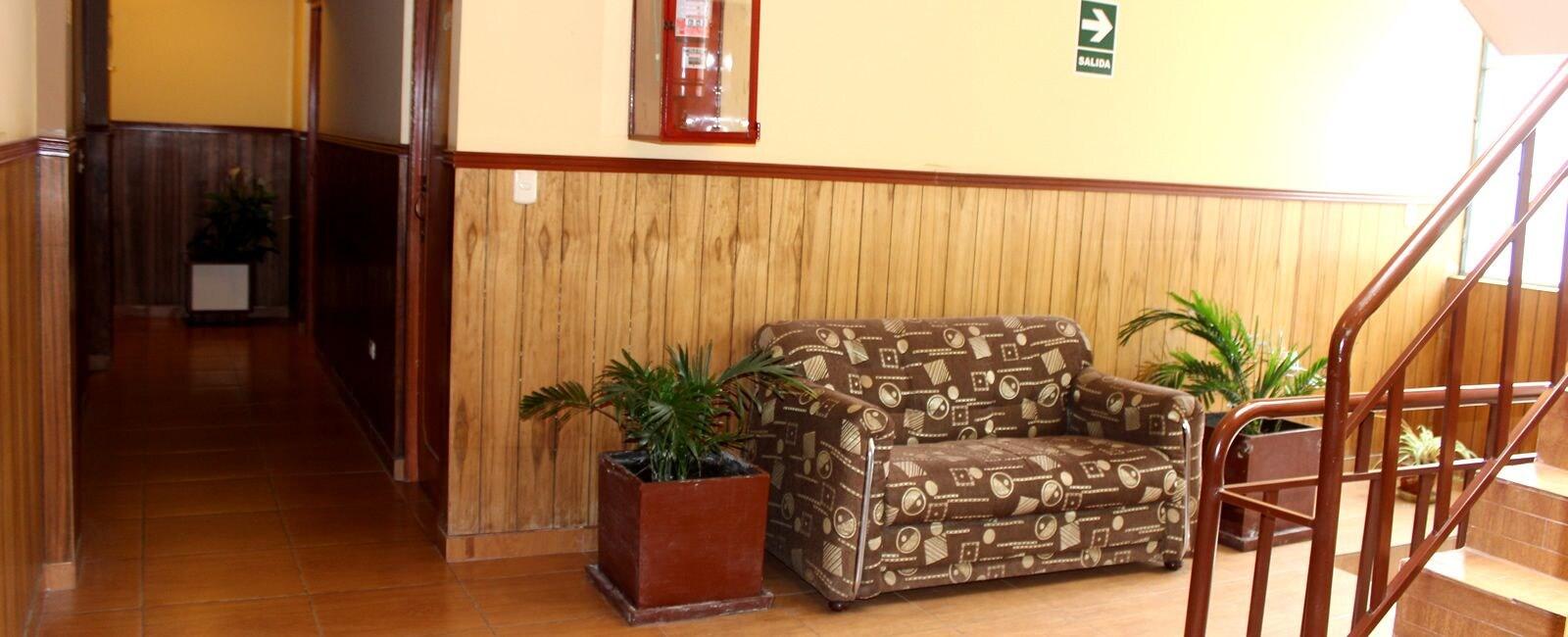 Comodidades del Alojamiento Hotel El Tumi 2