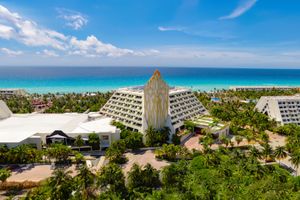 Alojamiento - The Pyramid Cancun by Oasis - Gourmet Premium All Inclusive