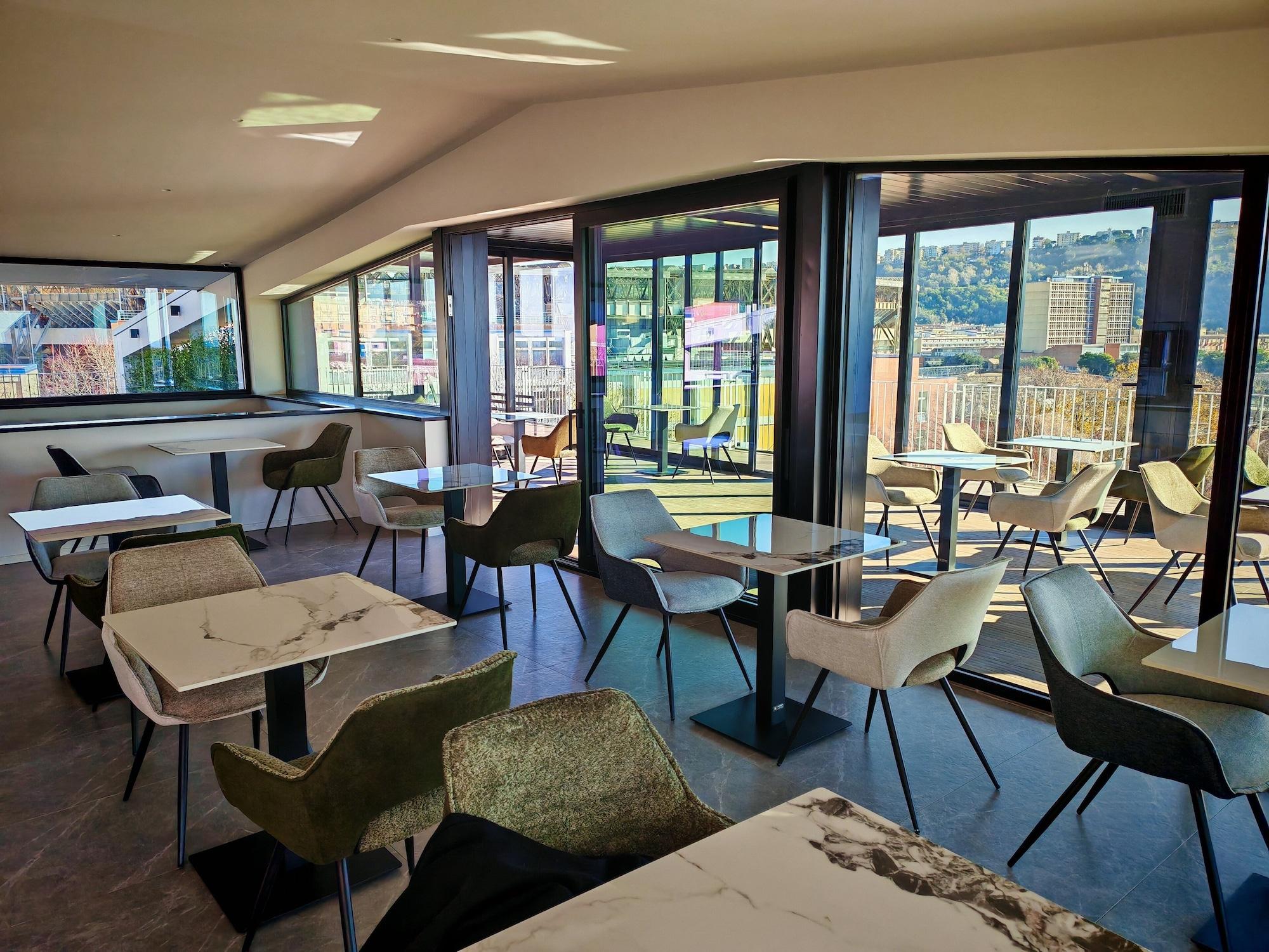 Vista Lobby Lamal Hotel