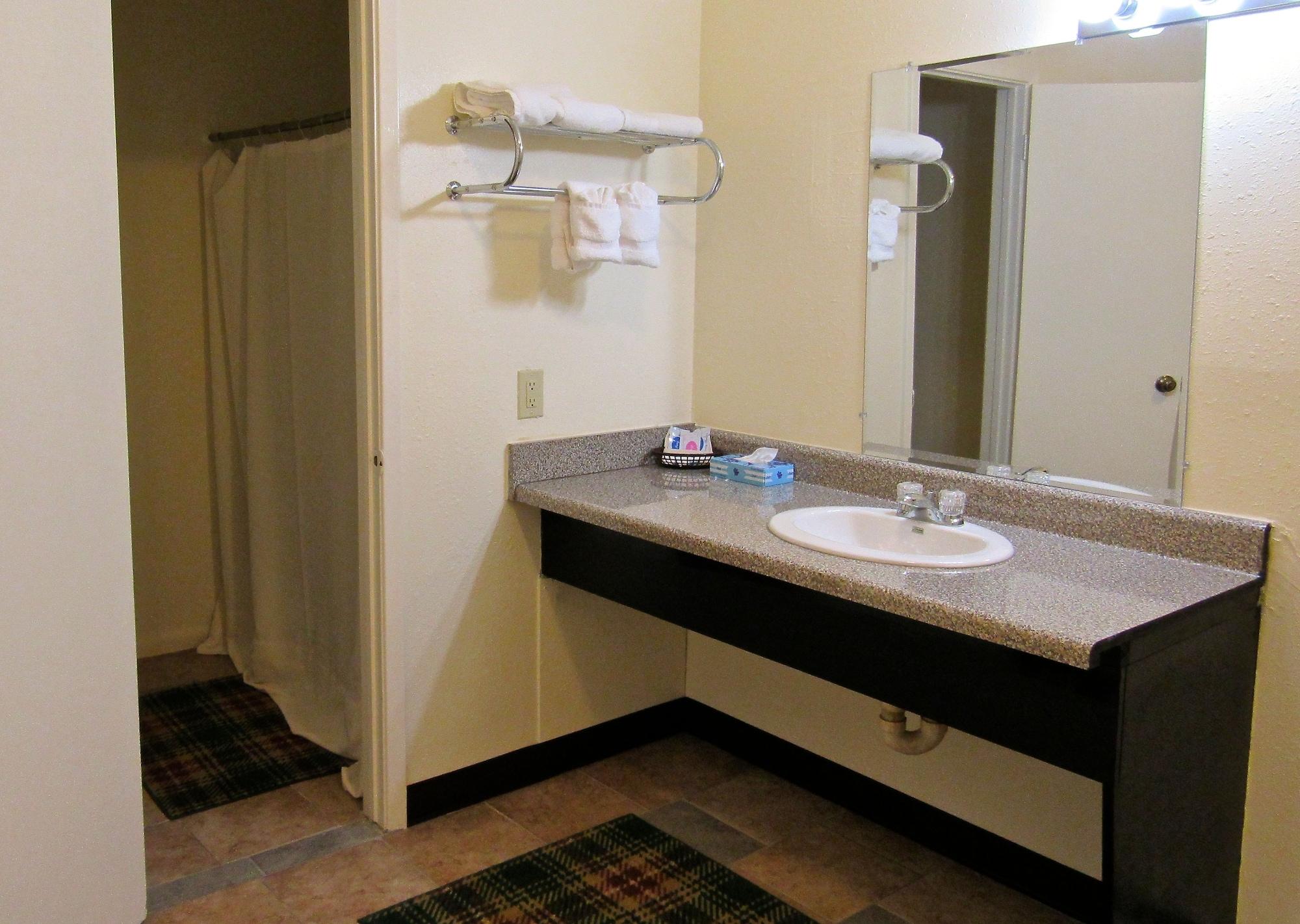 Equipamiento de Habitación Alvin Extended Stay