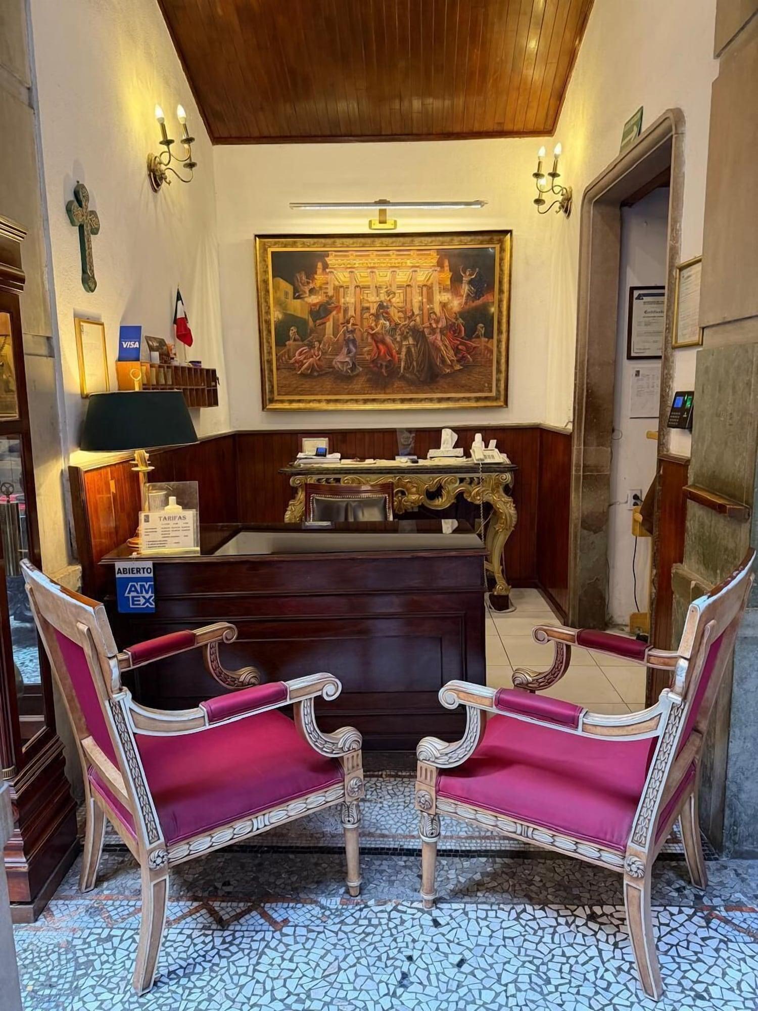 Vista Exterior Hotel Luna