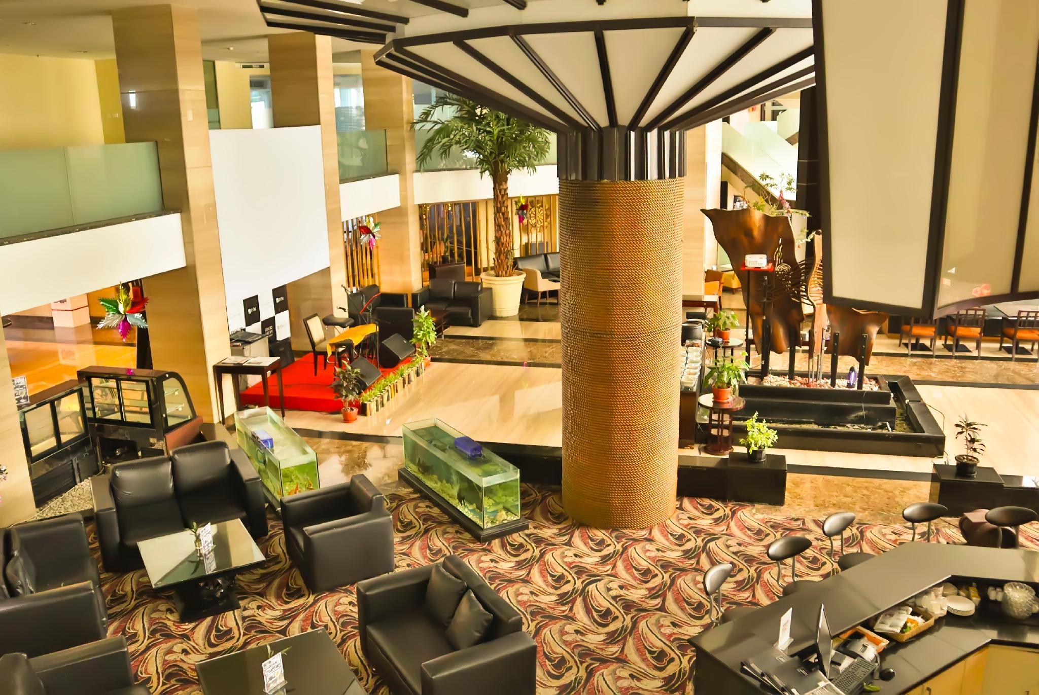 Vista Exterior Grand Dafam Bela Ternate