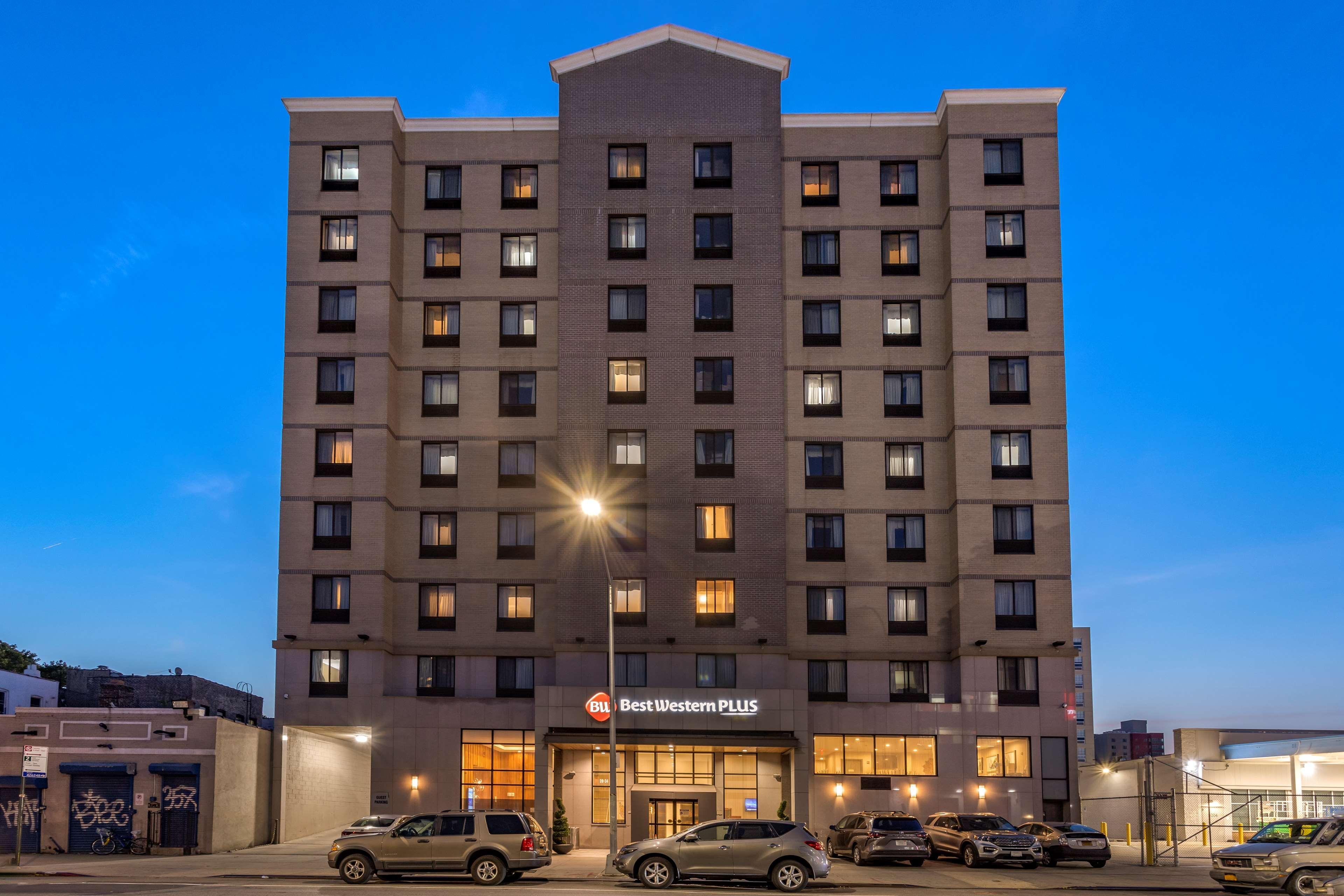 Vista Exterior Best Western Plus Plaza Hotel