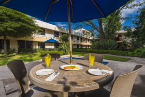 Alojamiento - Hotel Puerta Del Sol