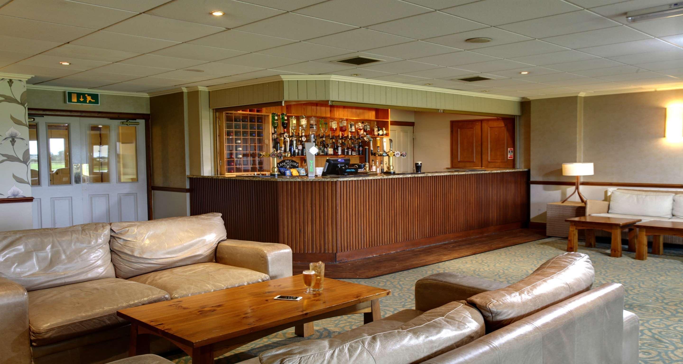 Bar/Salón Garstang Country Hotel & Golf, Sure Hotel Collecti