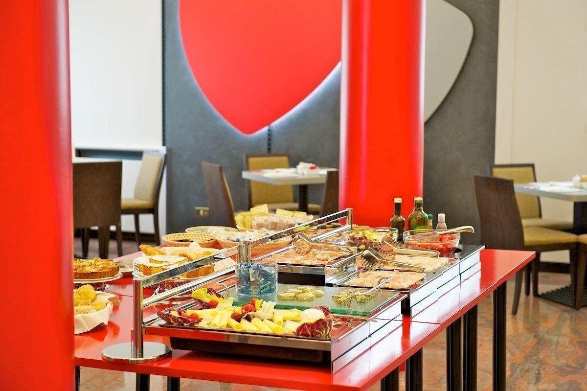 Restaurant ibis Styles Parma Toscanini
