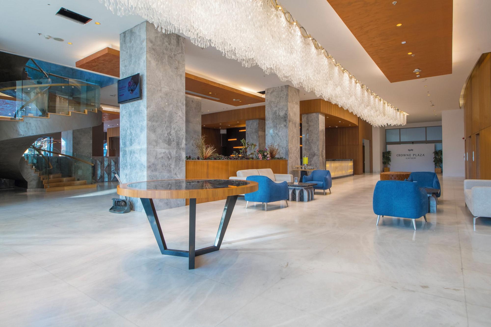 Vista Lobby Crowne Plaza Kayseri by IHG
