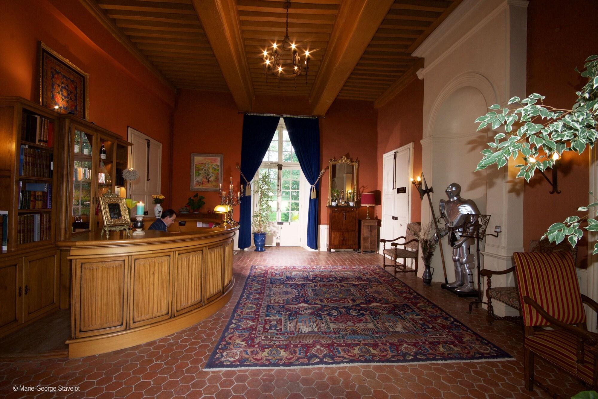 Vista Lobby Château De Vault De Lugny
