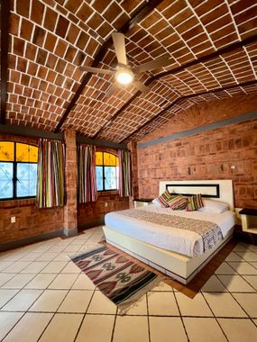 Mama Chuy Hotel Villas - Hoteles cerca de La Minerva en Guadalajara