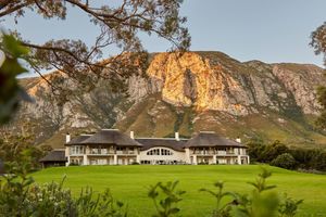 Alojamiento - The Thatch House Hermanus