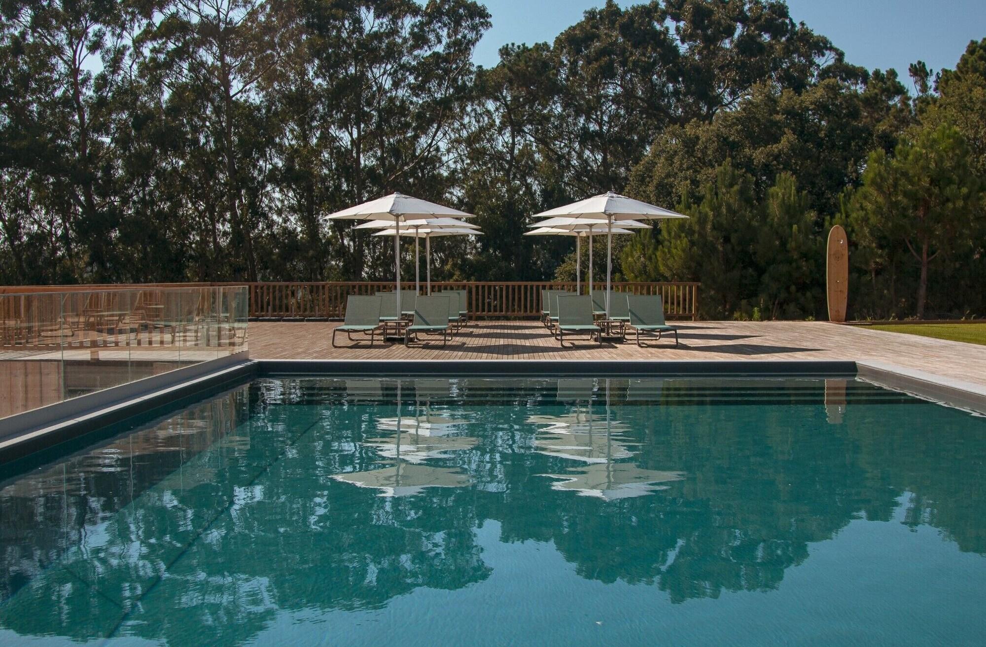 Vista Piscina Mar Puro