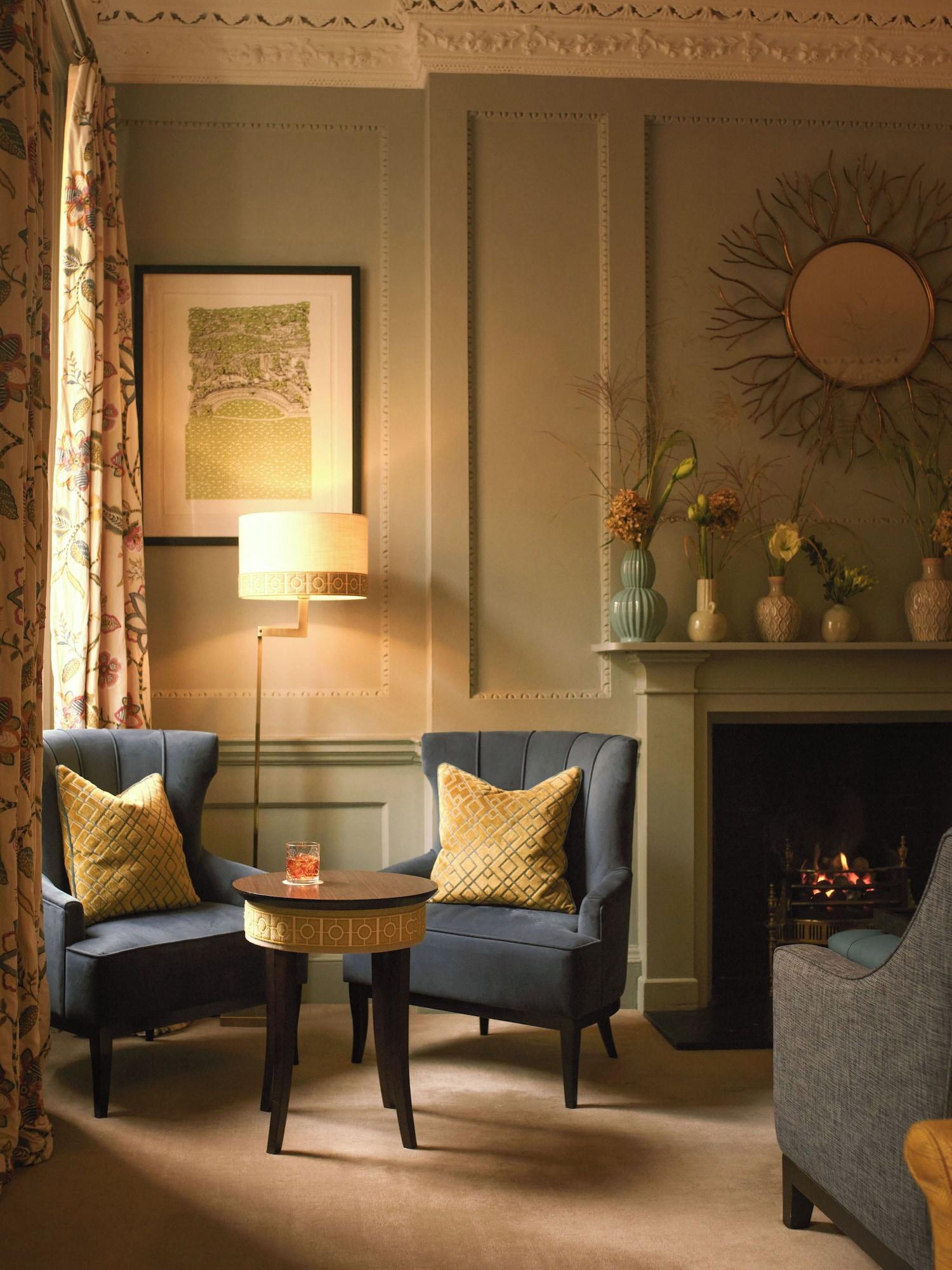 Vista Lobby The Queensberry Hotel