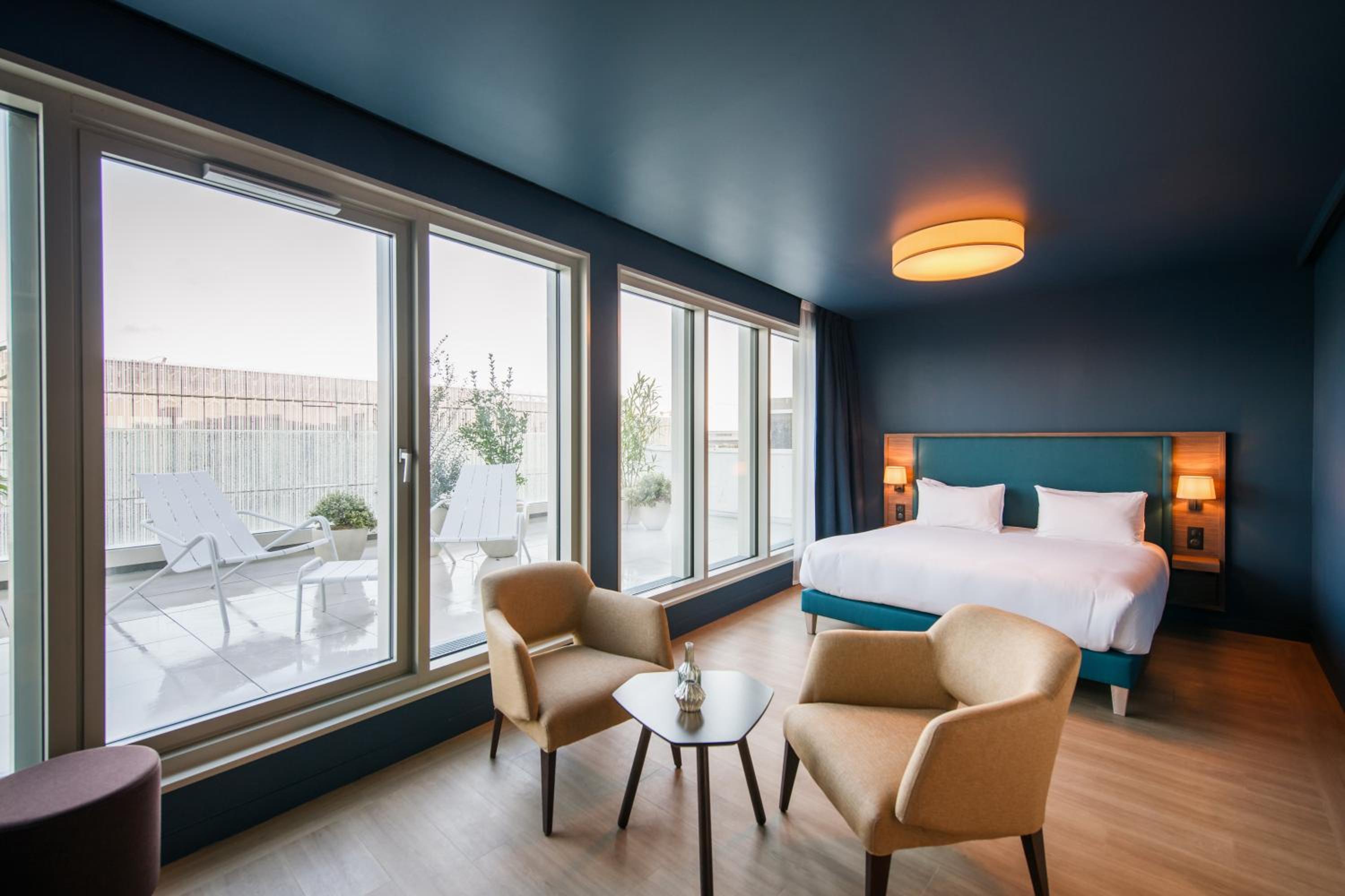 Varios Hotel de la Cité