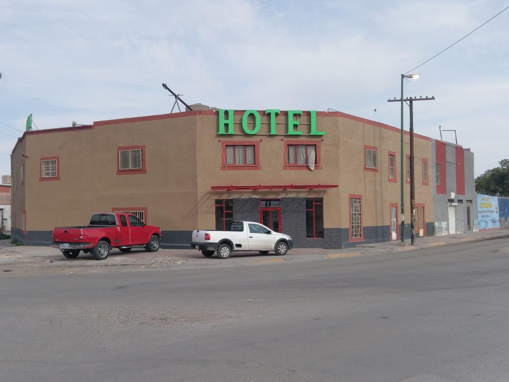 Varios Hotel Campesino