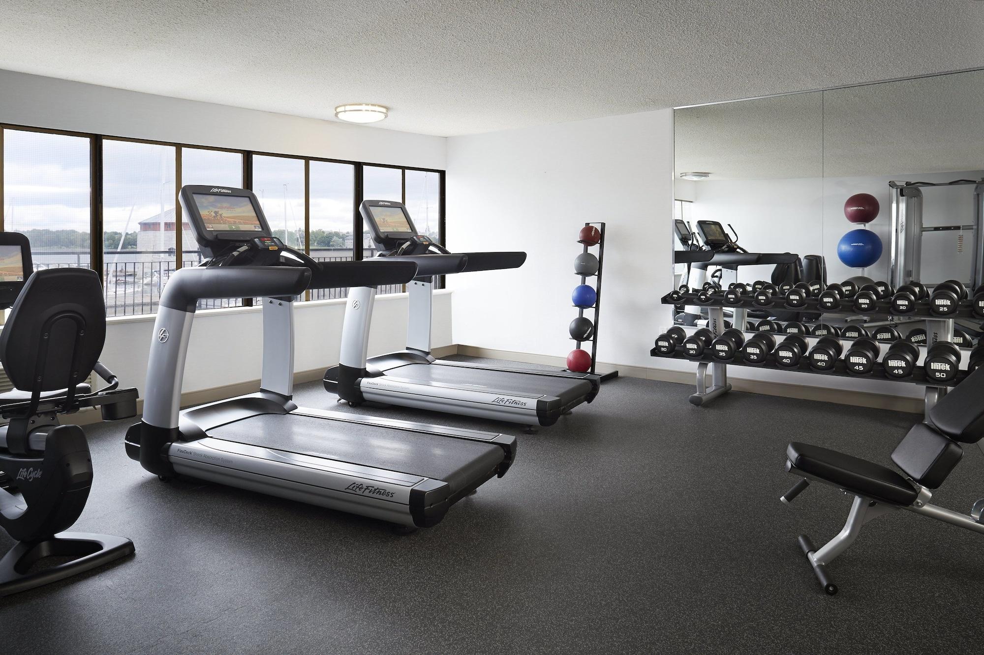Gimnasio Delta Hotels by Marriott Kingston Waterfront