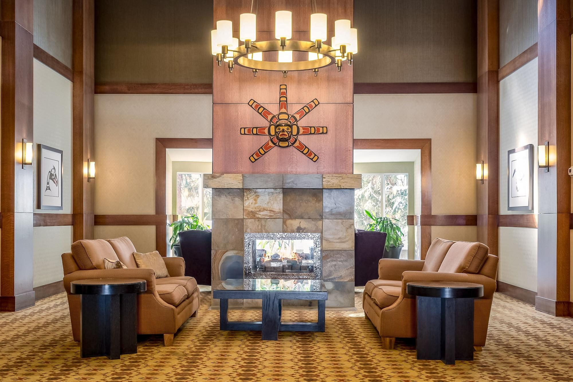 Vista Lobby Glacier Lodge