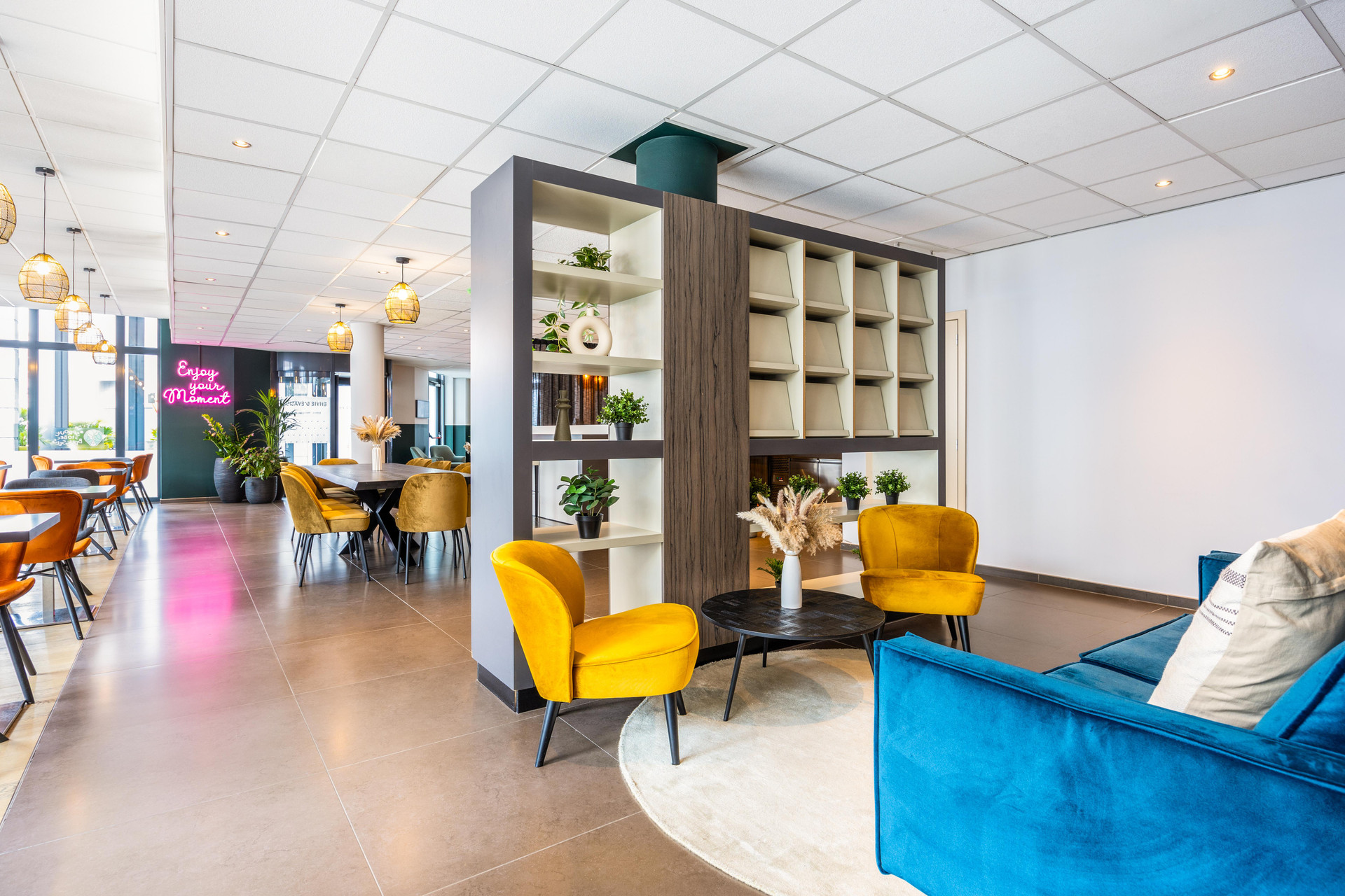 Vista Lobby Ibis Styles Brussels Centre Stephanie