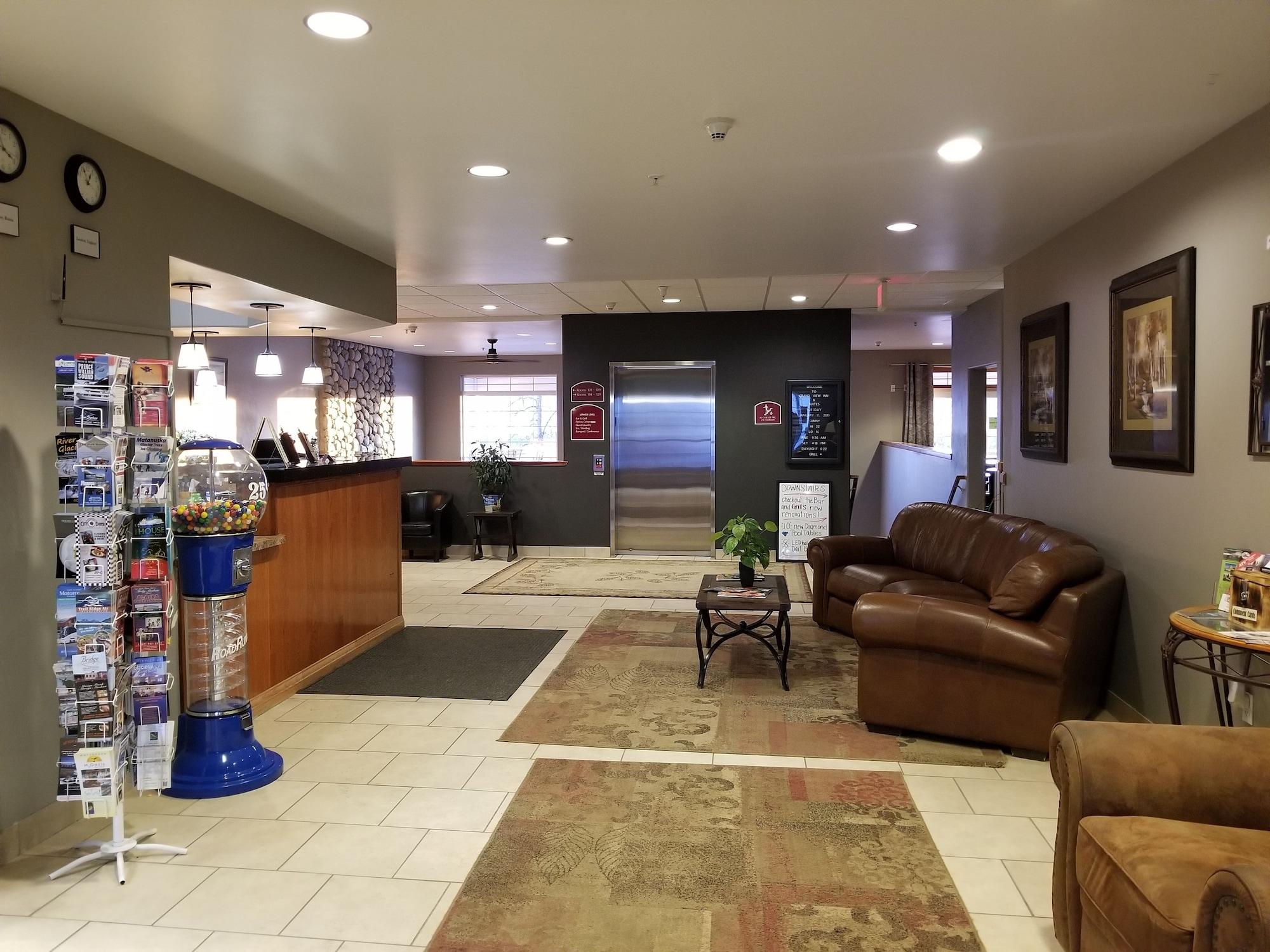 Vista Lobby Grand View Inn & Suites