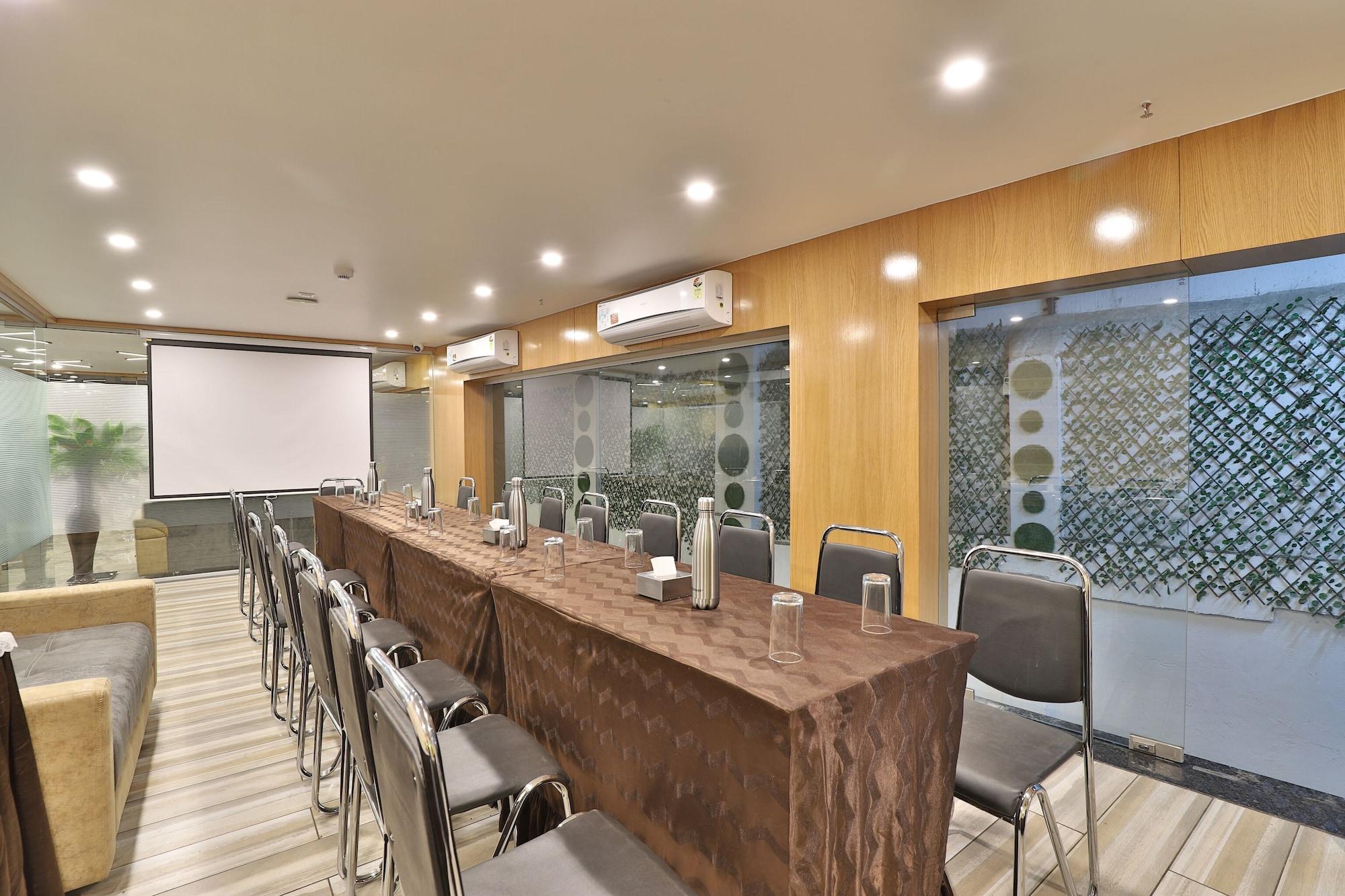 Sala de Reuniones Hotel Le Grand
