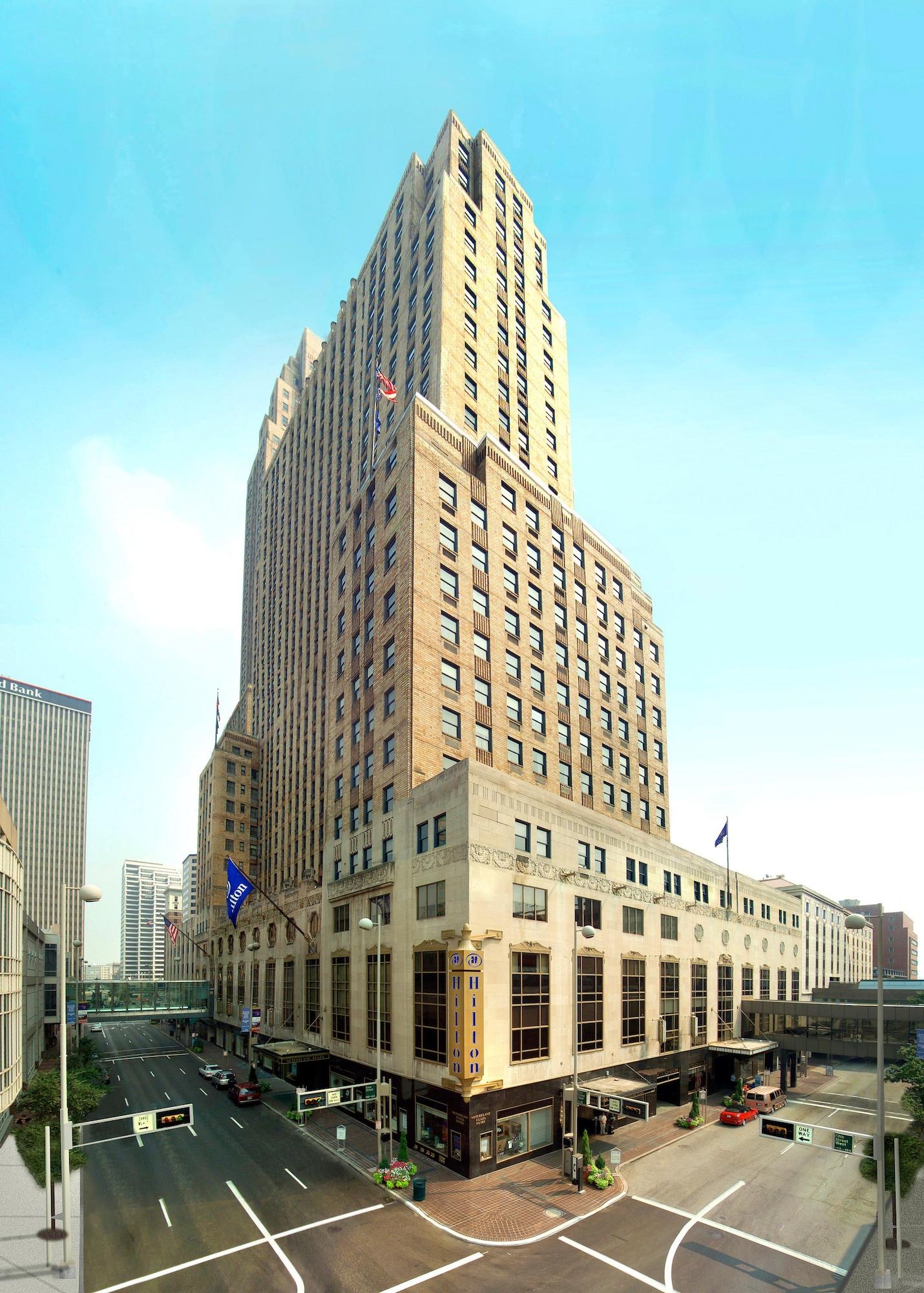 Vista Exterior Hilton Cincinnati Netherland Plaza
